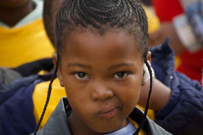Die Vorschule Funimfundo besucht das Reservat Panthera Africa